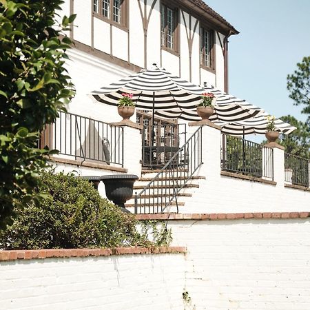 Duncraig Manor Bed & Breakfast Southern Pines Bagian luar foto