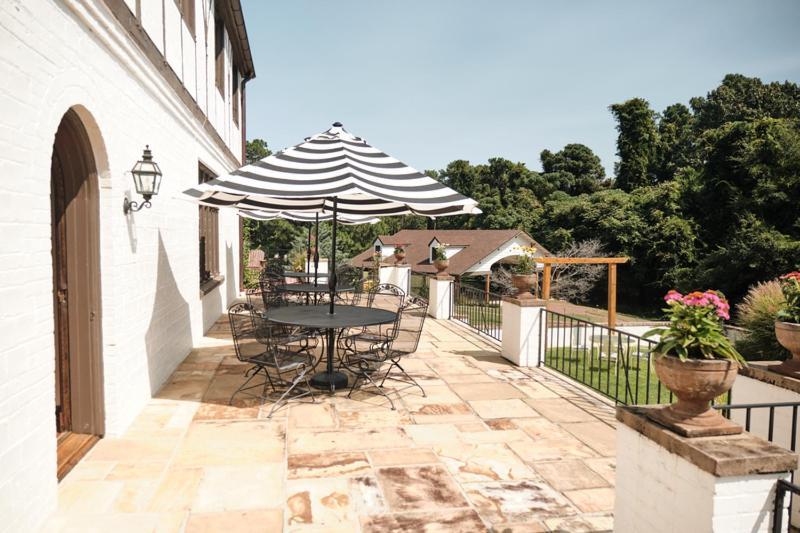 Duncraig Manor Bed & Breakfast Southern Pines Bagian luar foto