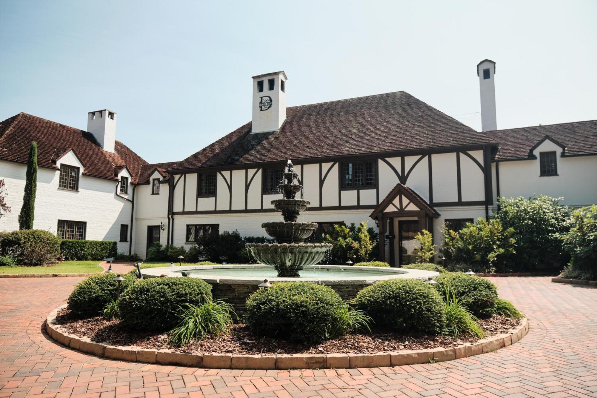 Duncraig Manor Bed & Breakfast Southern Pines Bagian luar foto